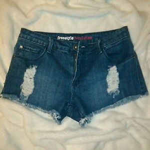 💥 EUC Freestyle Revolution Cutoff Shorts sz 7 💥